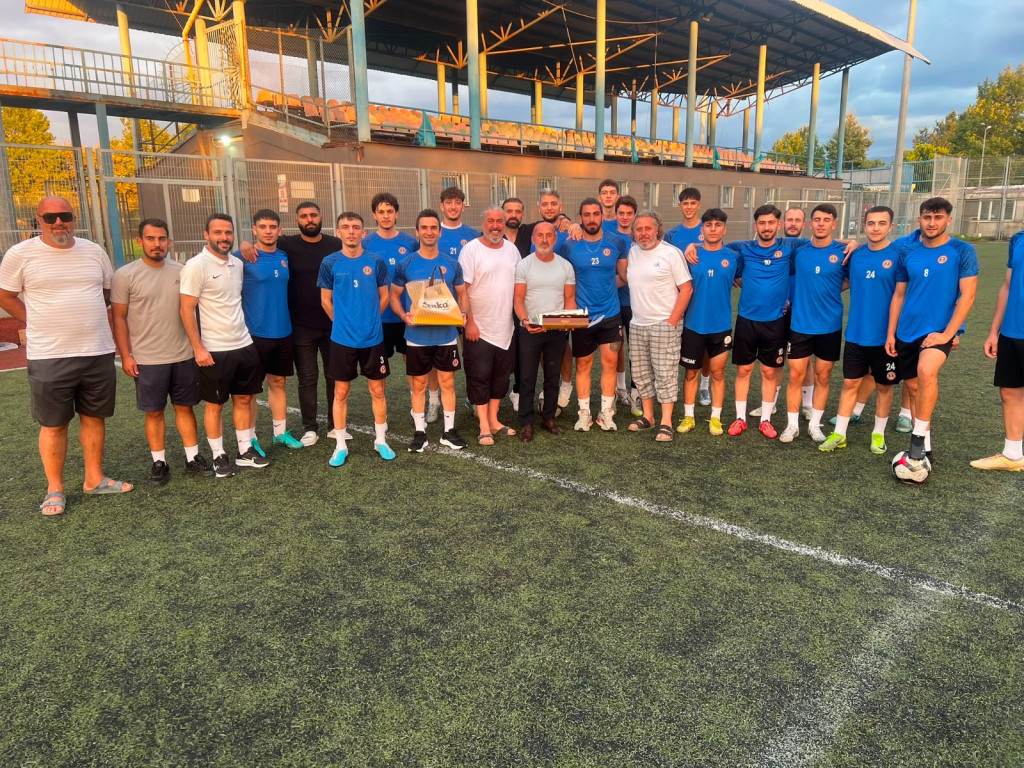 Harb-İşspor’a baklavalı ziyaret