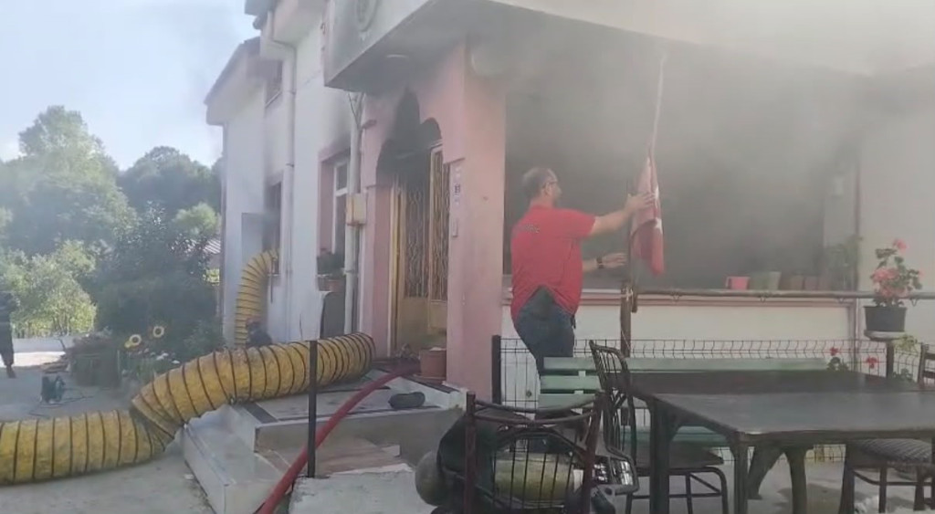Kocaeli'de itfaiyeciden anlamlı hareket