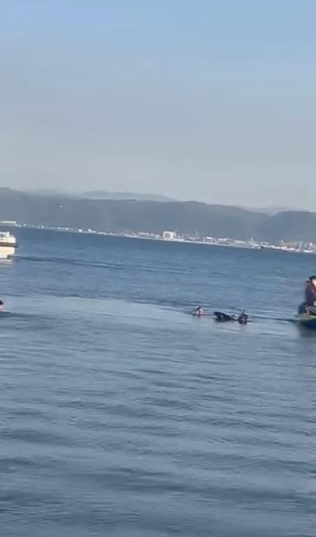 Darıca'da denize giren genç ölümden döndü!