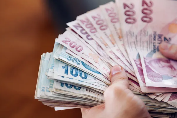 Emekli maaşları yüksek yatıyor!