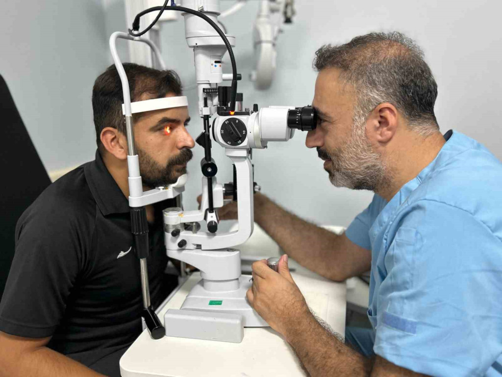 Gençlerde daha hızlı ilerliyor! Uzmanlardan keratokonus uyarısı