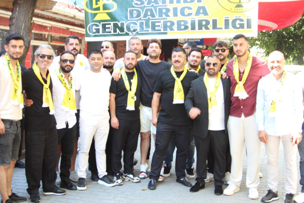 Darıca Gençlerbirliği camiası kahvaltıda buluştu