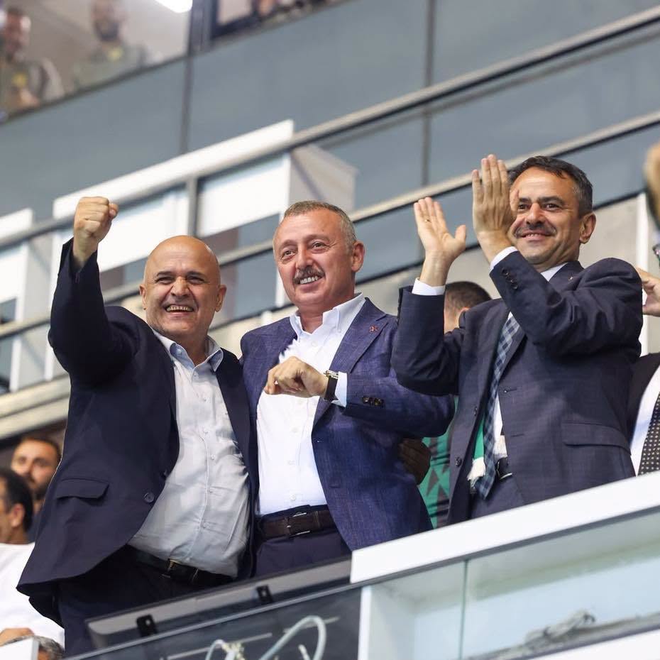 Bu üçlü çok güçlü!