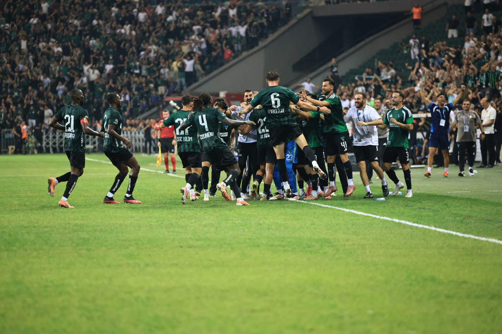 Kocaelispor kendine geldi! 