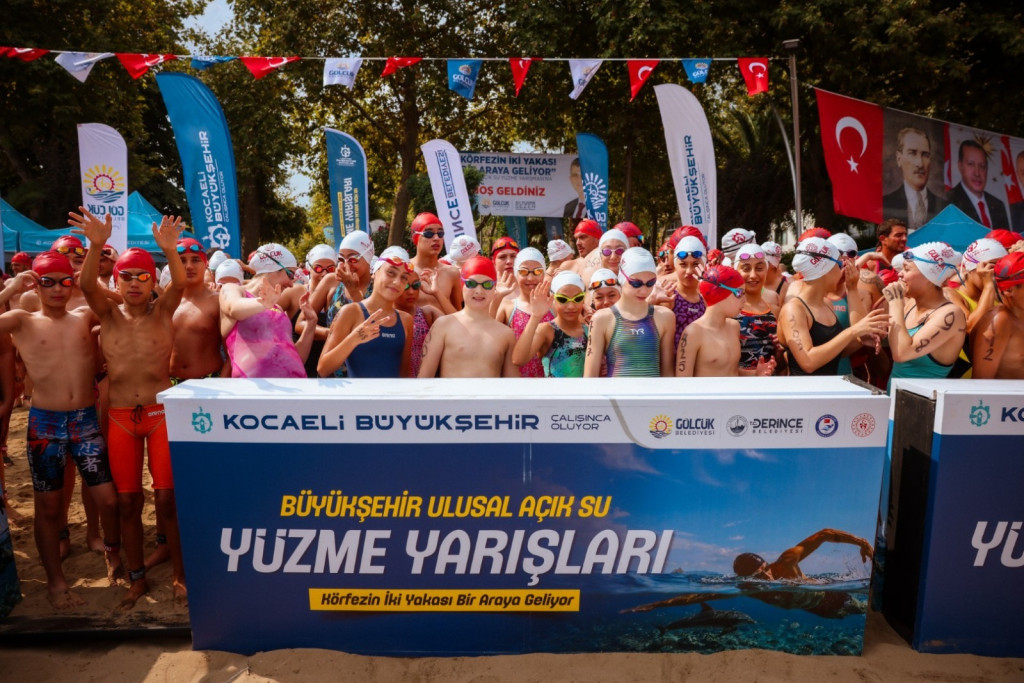 Körfez’in iki yakasını 471 yüzücü geçti