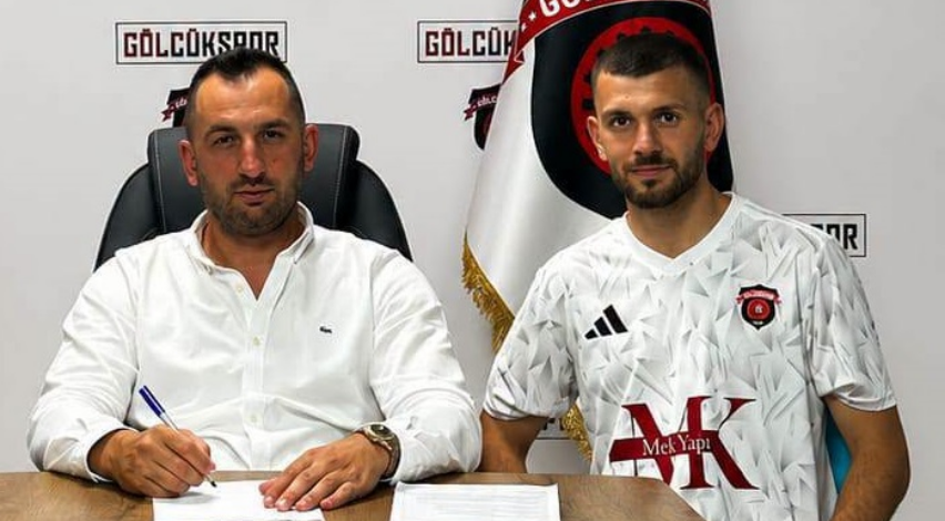 Gölcükspor’da imzalar atıldı