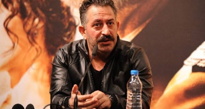 Cem Yılmaz'dan korkutan haber!