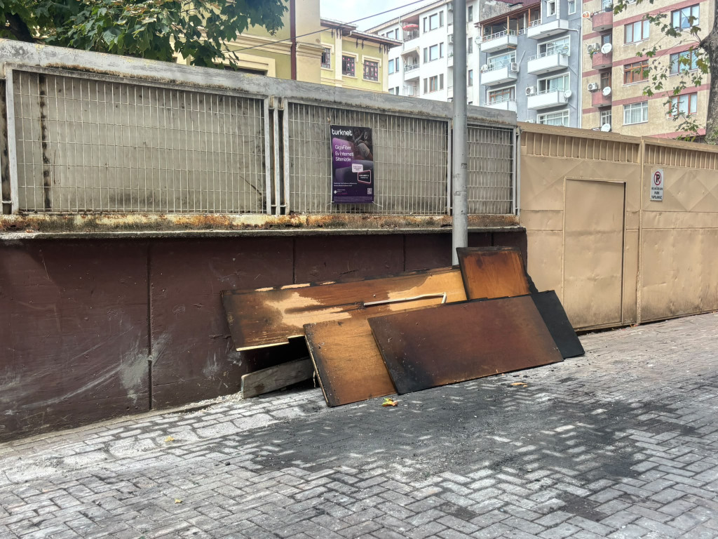 İzmit’te geriye 1,5 milyon TL zarar kaldı!