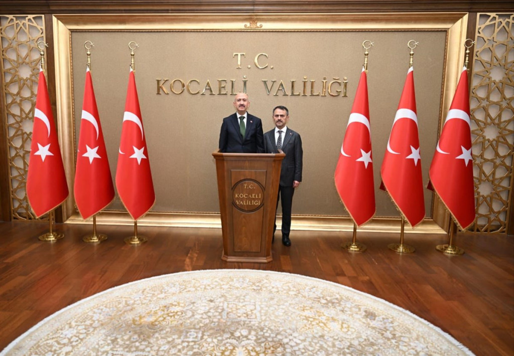 Kocaeli Valiliğini ziyaret etti