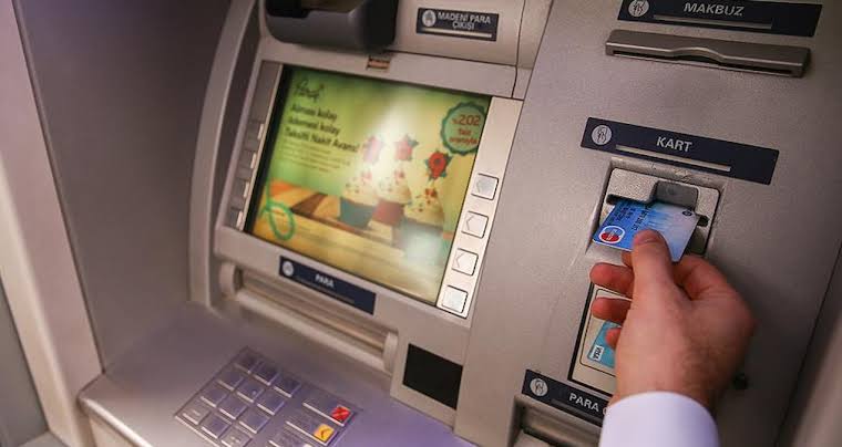 ATM'den para çekerken bu tuzağa dikkat!