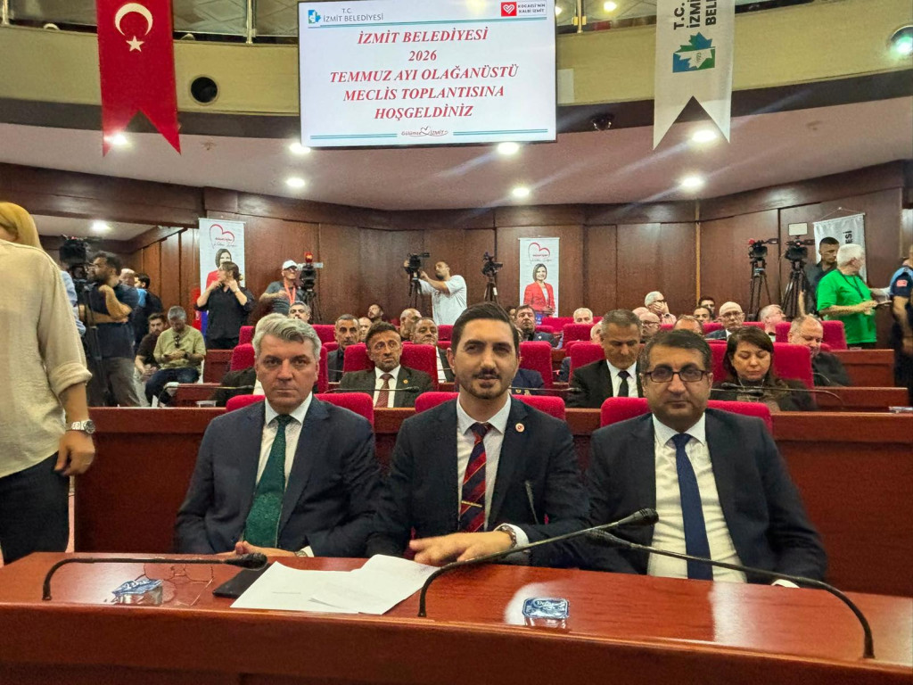 İzmit Meclisi’nde dengeler değişiyor: İstifa etti!