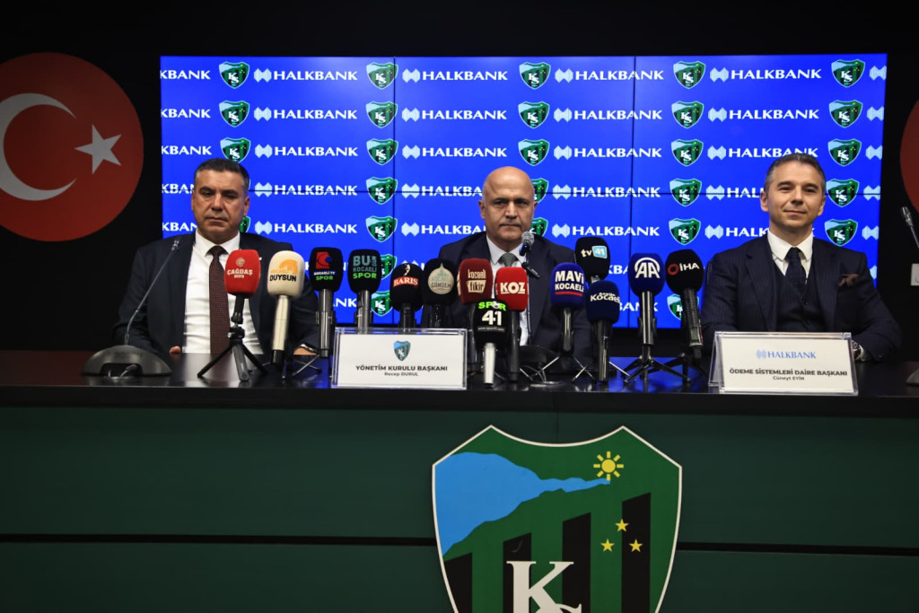 Kocaelispor ile Halkbank arasında imzalar atıldı!