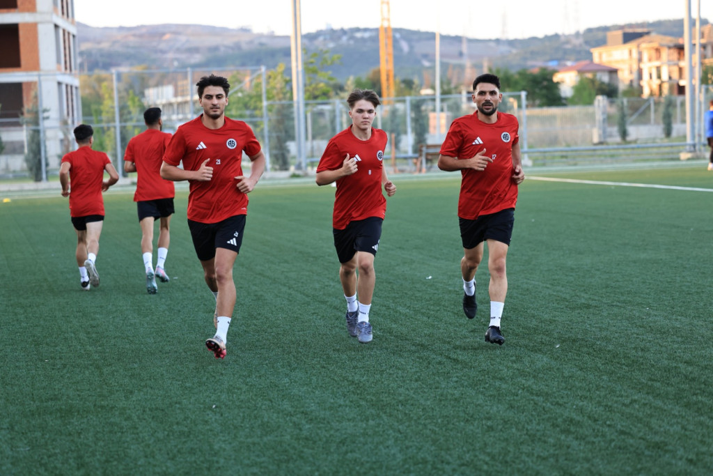 28’in 28’i de İZMİTLİ!