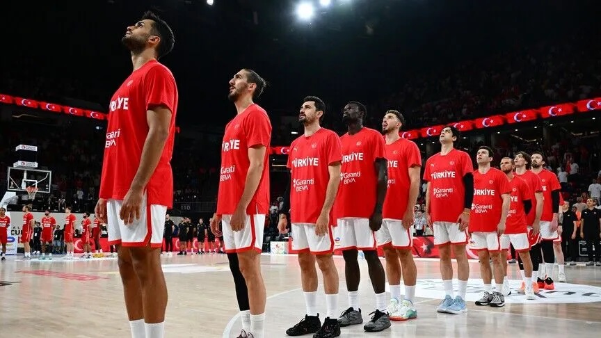 A Milli Erkek Basketbol Takımı, yarın İzlanda'ya konuk olacak