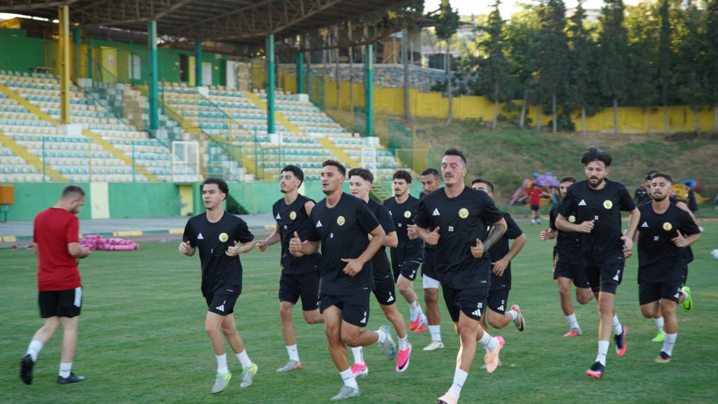 Darıca Gençlerbirliği sahaya indi