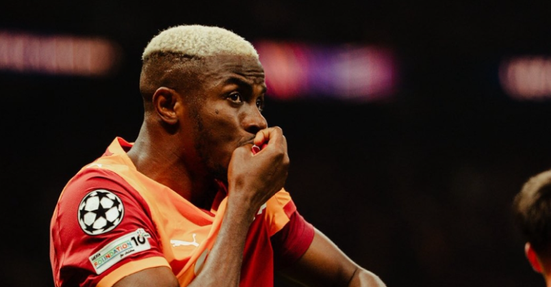 Osimhen Galatasaray'ı ipten aldı!