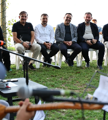 Başiskele'de türküler eşliğinde aile buluşması