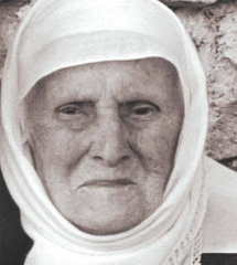 Gölcük’ün asırlık çınarı vefat etti