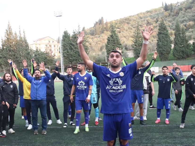 Karamürselspor’da şok ayrılık