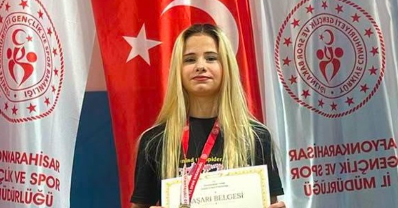 Elif Ecrin Türkiye Şampiyonu