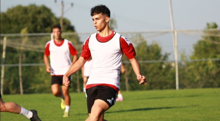 Gölcükspor’un gençleri sahada