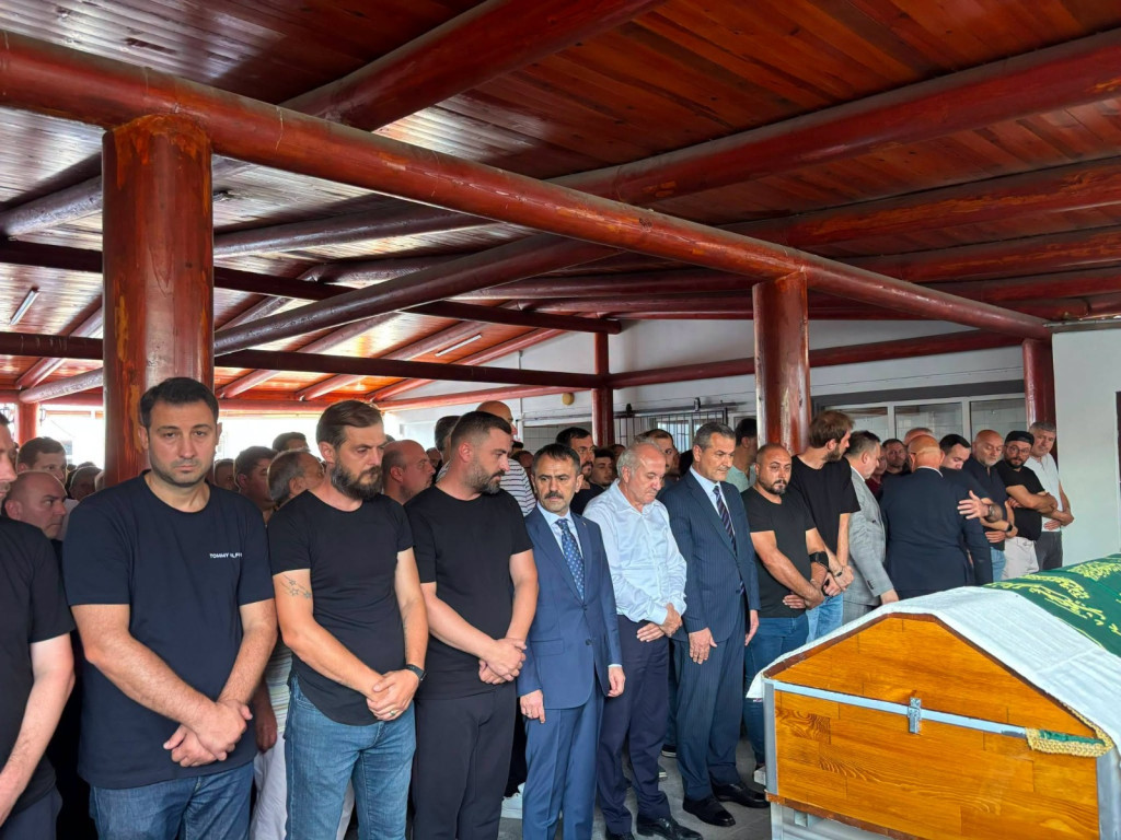 Lütfü Obuz, Muhtar Fırat Çiçek’in babasının cenazesindeydi