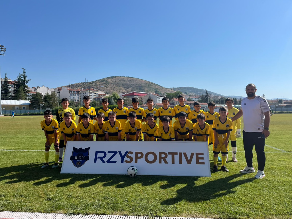 Körfez Kentspor’un minikleri üçüncü oldu