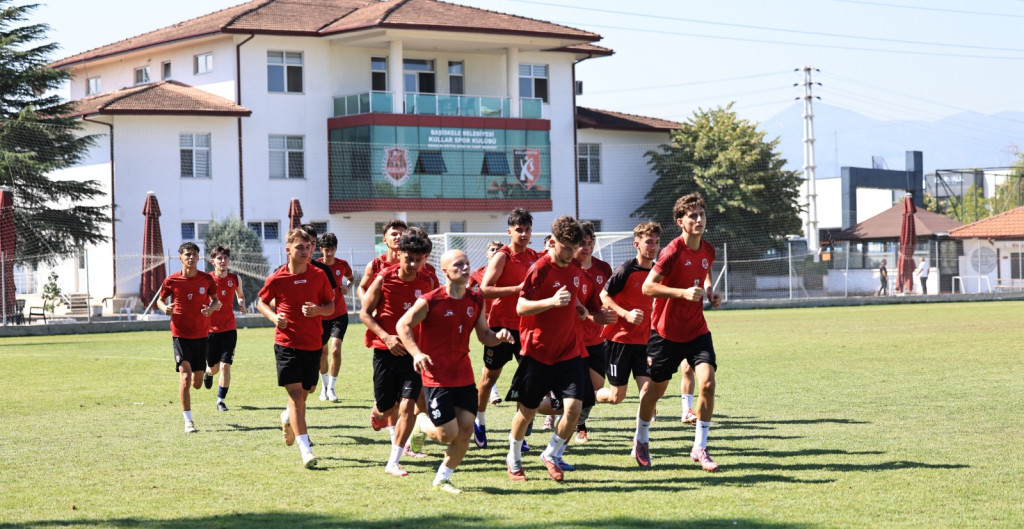 Kullarspor 2005-2009 arası futbolculara kapısını açıyor