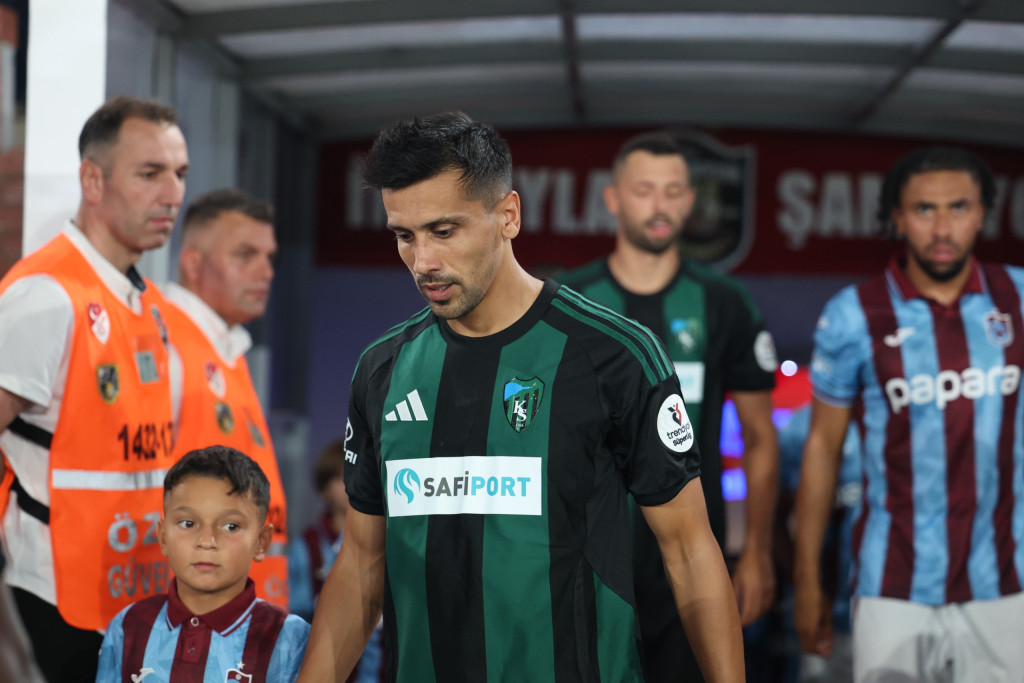 Samet yabancıya gitmedi! İşte kazandırdığı bonservis