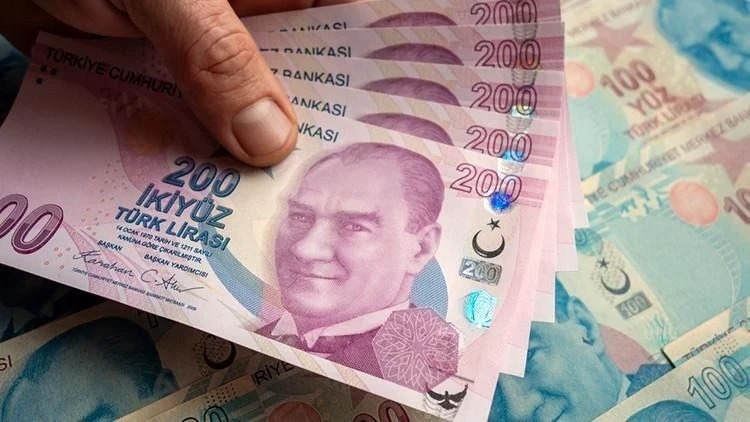 Emekliye yeni maaş mı geliyor?