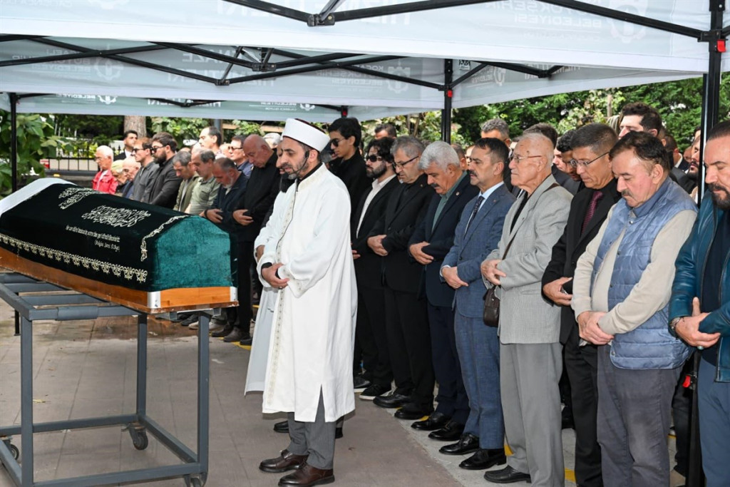 Tokel’i yalnız bırakmadılar