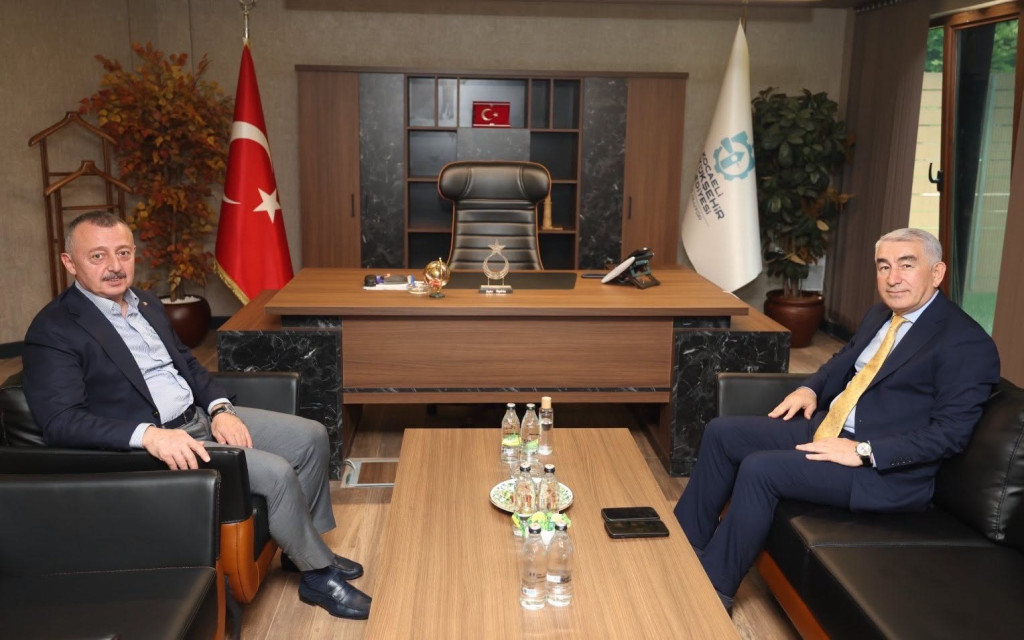 Karaduman’dan Büyükakın’a veda ziyareti