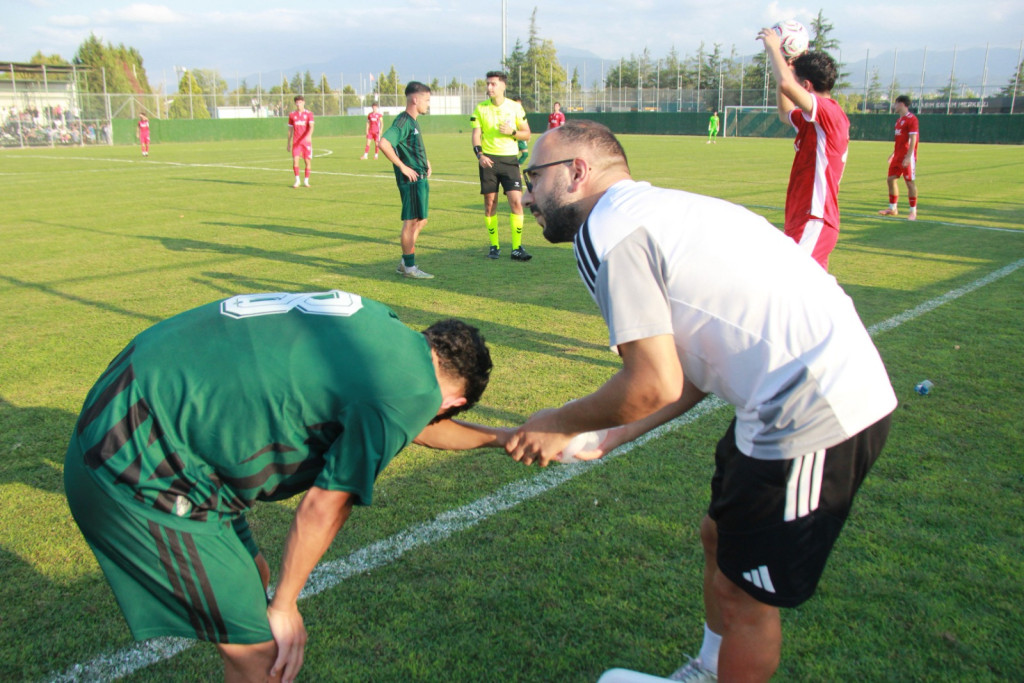 Kocaelispor'da Arda Özkan şoku! Parmağı kırıldı!