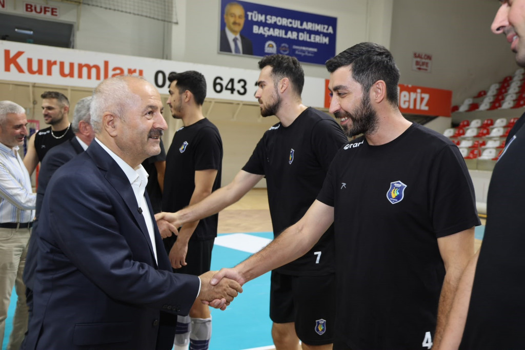Gebze’nin Efeler Ligi ekibi yeni sezona hazırlanıyor