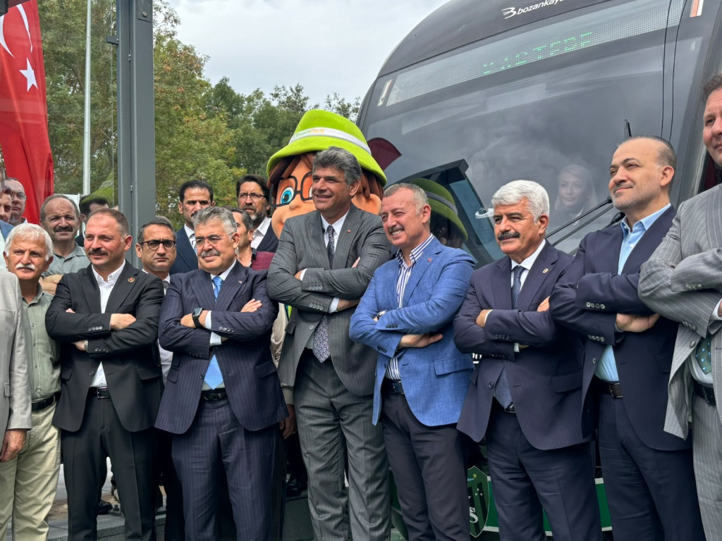 Kocaeli’ye hayırlı olsun: Tramvay Kartepe’ye uzandı!