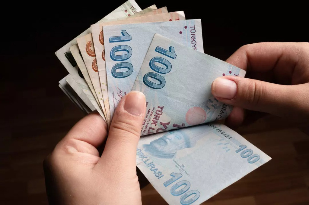 Emeklinin gözü bu hesapta! Maaşlar ne kadar olacak?