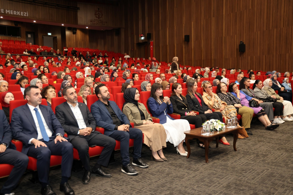 Uzmanı okula uyumun şifrelerini verdi