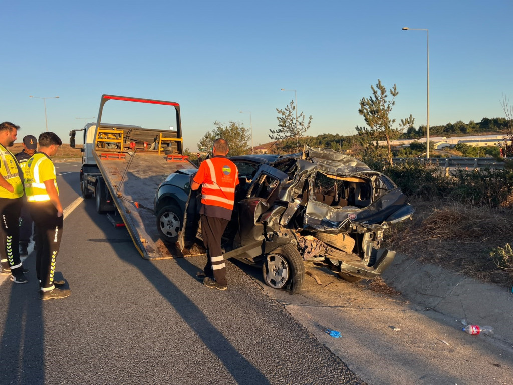 Kuzey Marmara Otoyolu’nda feci kaza!