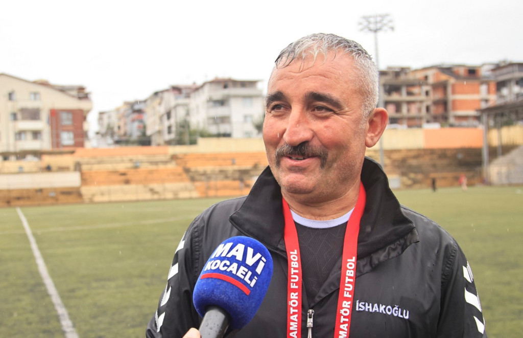 İbrahim İshakoğlu: Çocuklarımın gözlerinden öpüyorum 