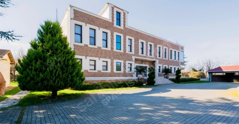 Ünlü dizilerin çekildiği villa satışa çıktı! İşte fiyatı