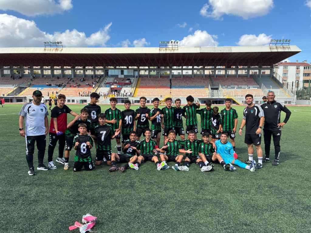 Kocaelispor U14, Galatasaray'ı deplasmanda devirdi!