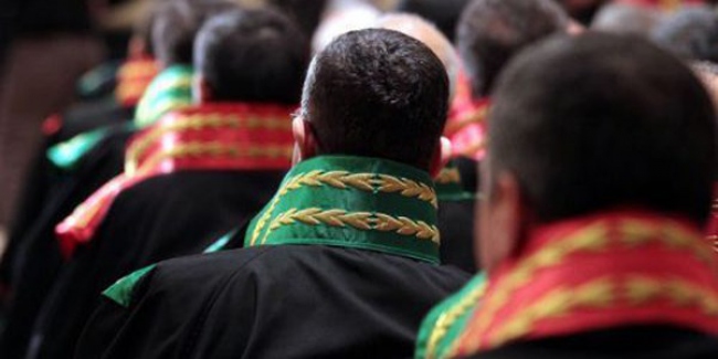 21 hakim ve savcı hakkında kritik karar