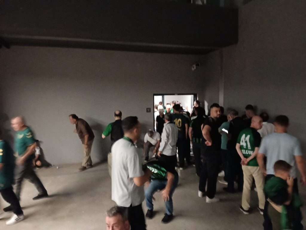 Kocaelispor taraftarlarından mescid talebi