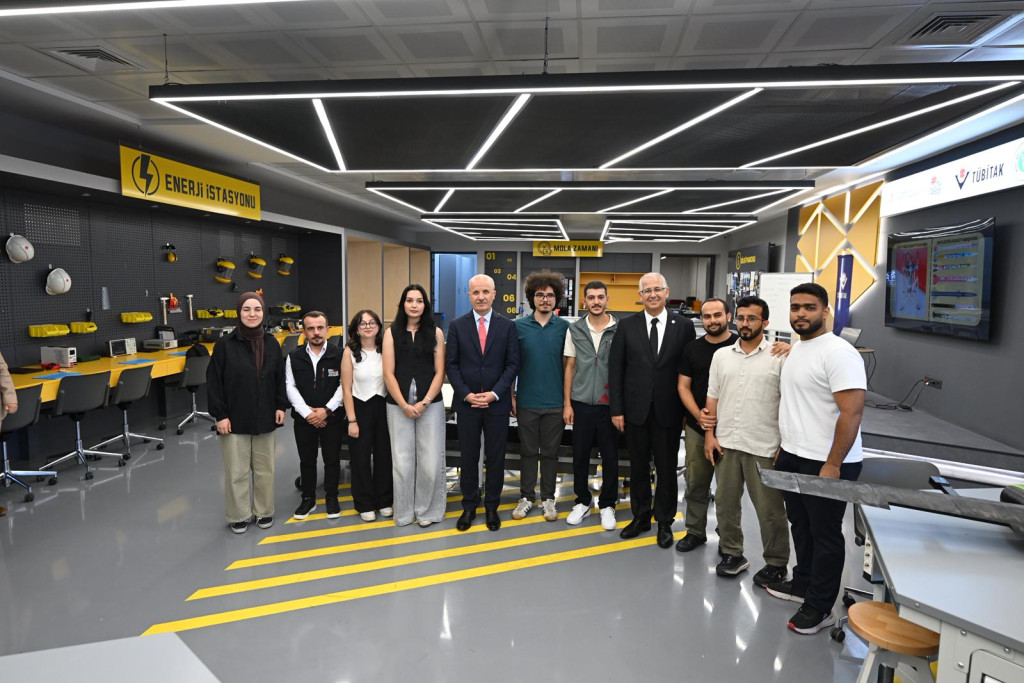 YÖK Başkanı Özvar’dan KOÜ Bilimpark’a ziyaret