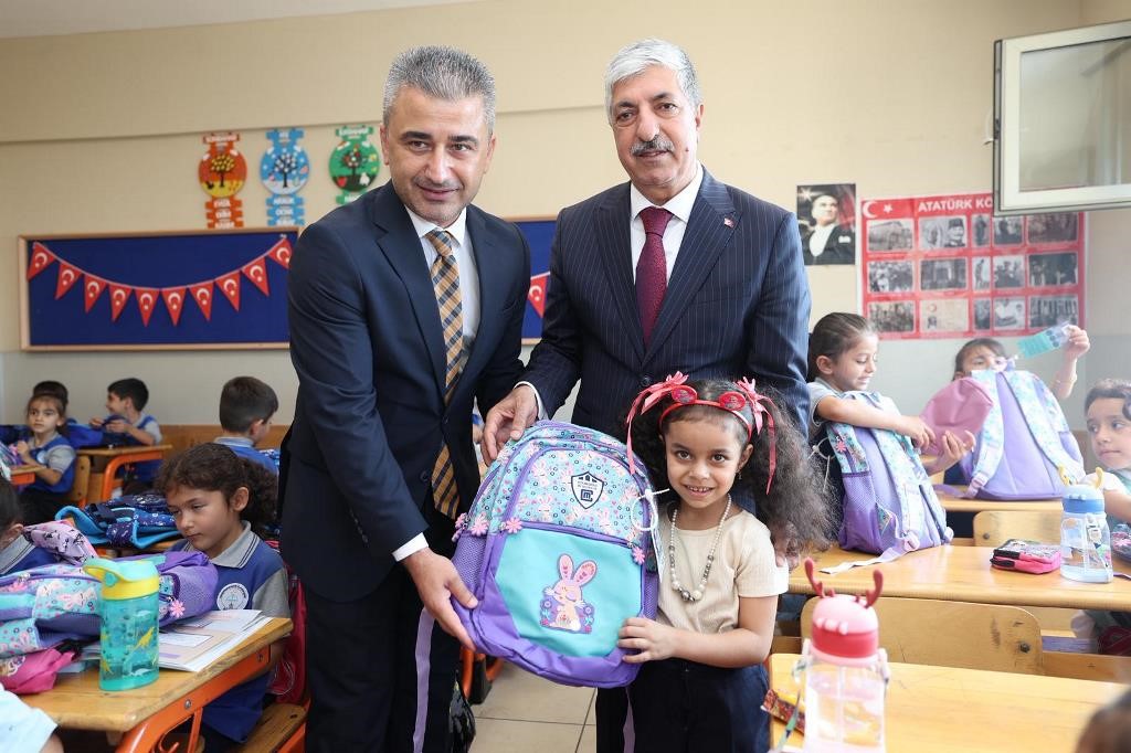 Dilovası’nda öğrencilere eğitim desteği sağlanacak