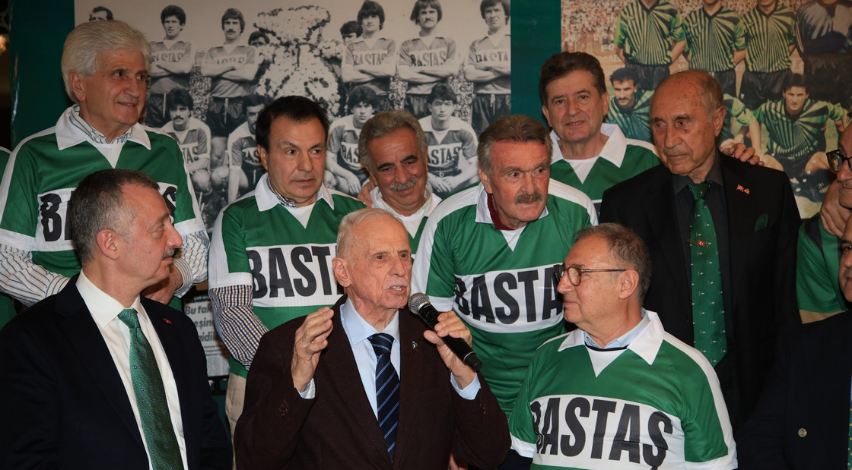 Kocaelispor'dan eski başkanlara çok şık hareket