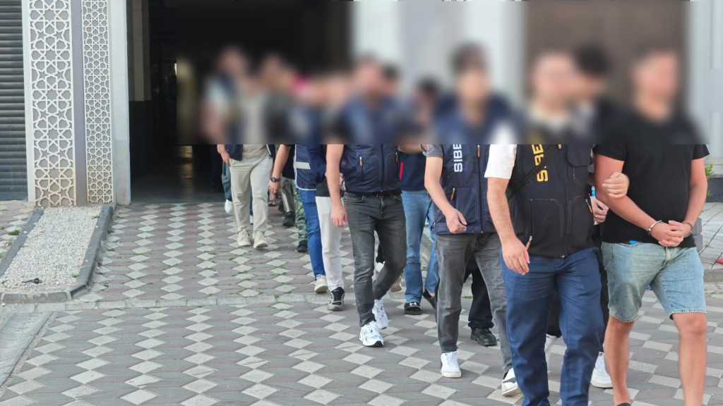 Kocaeli'de 4,5 milyon liralık vurgun: 8 tutuklama
