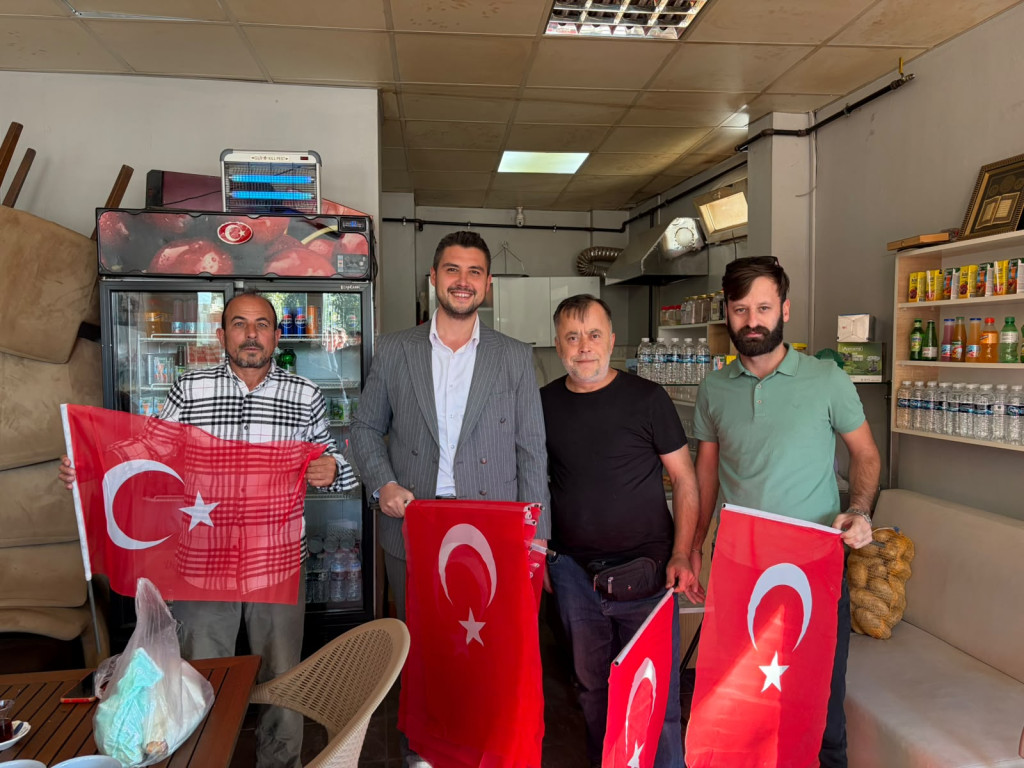 AK Gençler, İzmit’i bayrakla donatacak