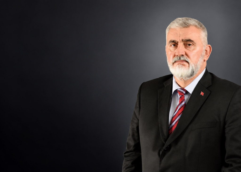 Erdal Selimoğlu kalp krizi geçirdi