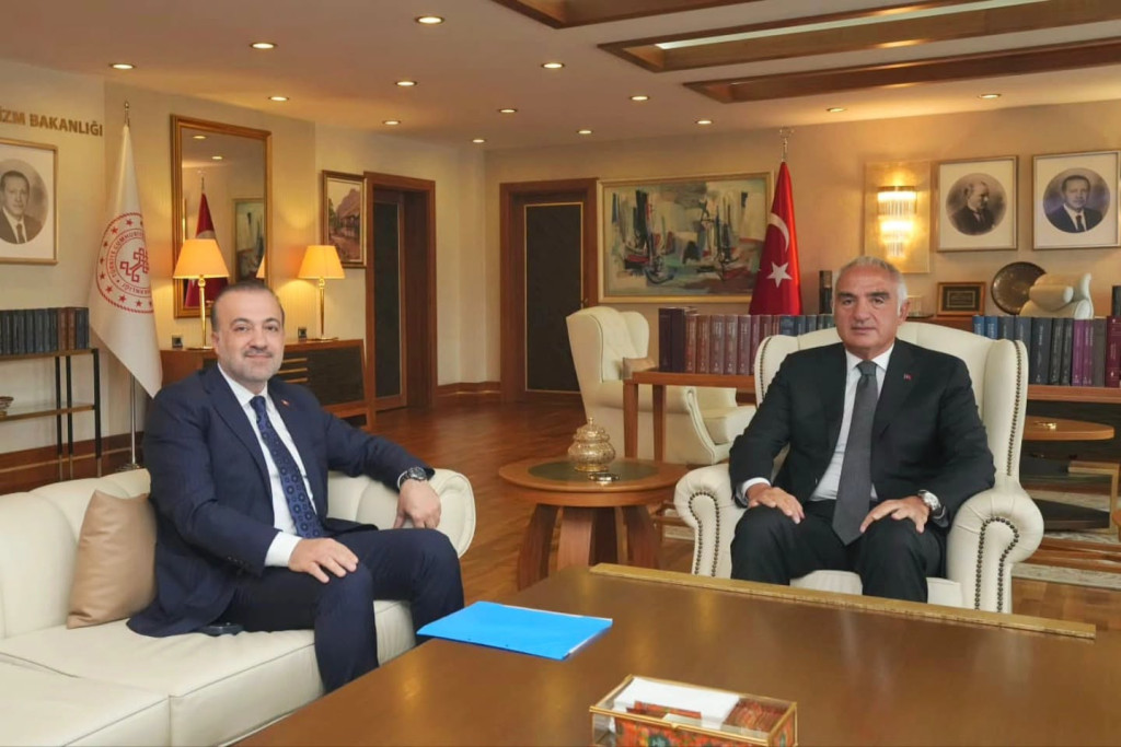 Başkan Talus’tan Bakan Ersoy’a ziyaret